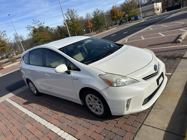 2012 toyota prius v three