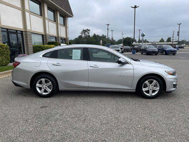 2022 chevrolet malibu fwd lt