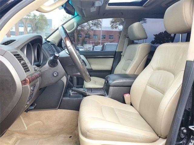 2009 toyota land cruiser in plymouth, michigan