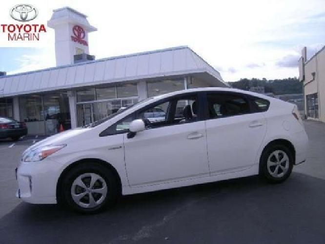 2013 toyota prius two...certified in san rafael, ca