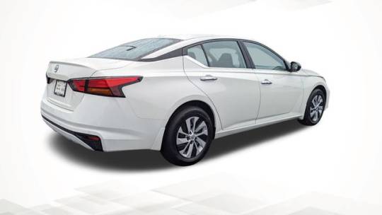 2025 Nissan Altima