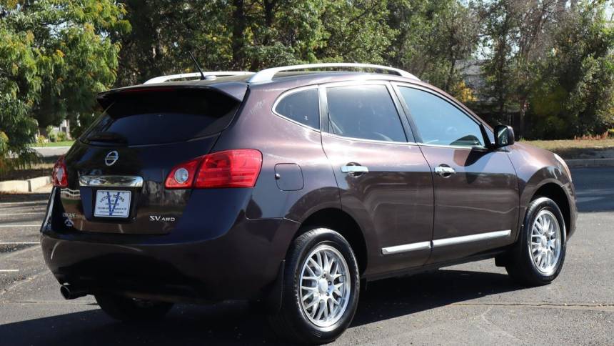 2012 nissan rogue sv