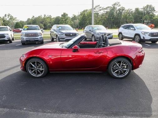 2022 mazda mx-5 miata in co bluffs, iowa