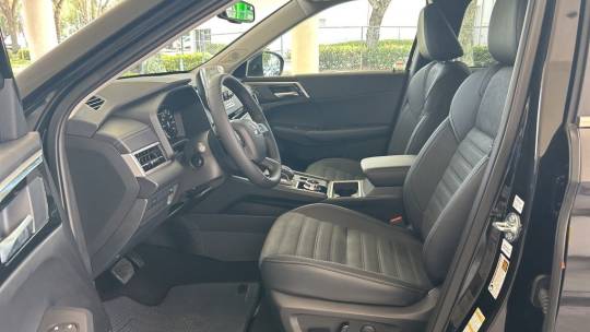 2024 Mitsubishi Outlander