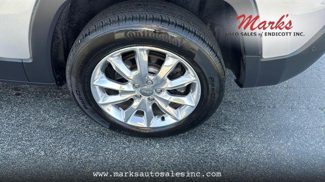 2014 jeep cherokee sport