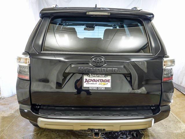 2022 toyota 4runner trd off road premium