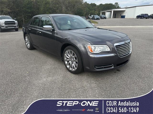2014 chrysler 300 s