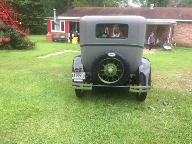 '29 tudor sedan with spare tire and fully restored