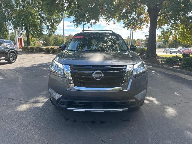 2023 nissan pathfinder sl