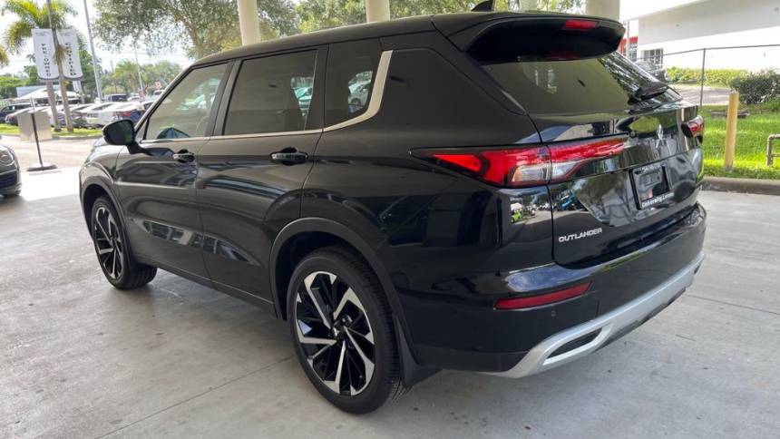 2023 mitsubishi outlander se