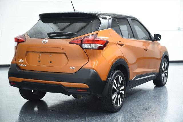 2019 nissan kicks sr