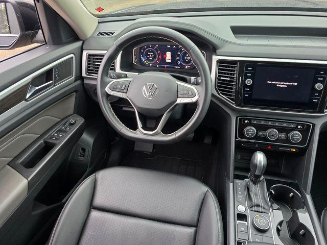 2023 volkswagen atlas 3.6l se w/technology