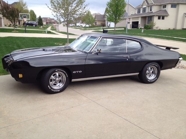 1970 pontiac gto (242) black on black