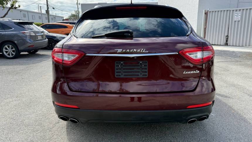 2017 maserati levante s