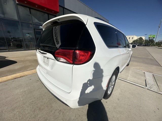 2019 chrysler pacifica touring l