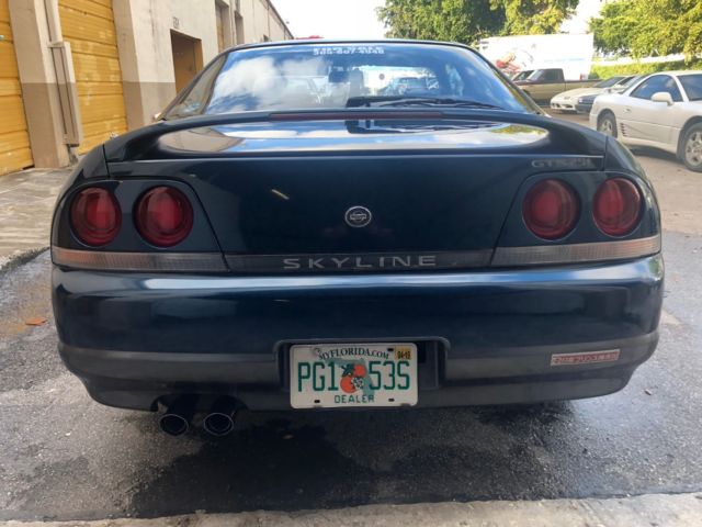 1993 nissan skyline gtst r33