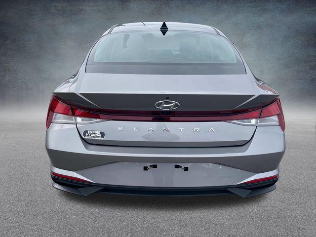 2021 hyundai elantra se