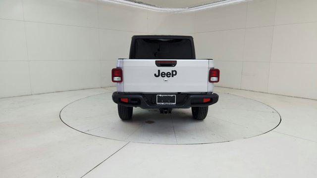 2022 jeep gladiator sport s