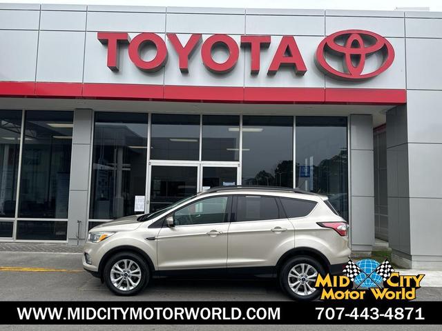 2018 ford escape se
