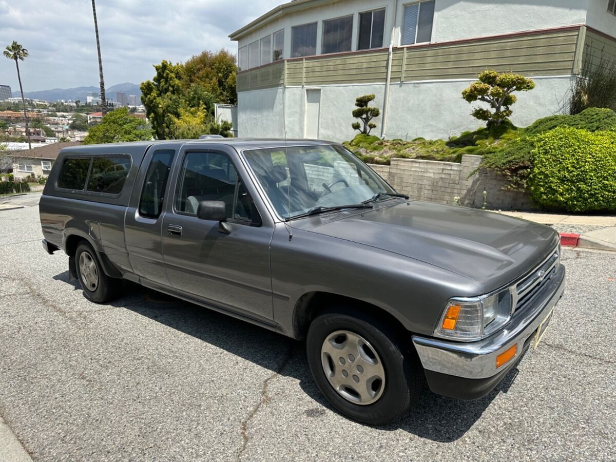 1994 toyota pickup extra cab