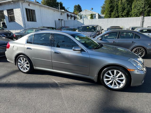 2005 infiniti g35 base