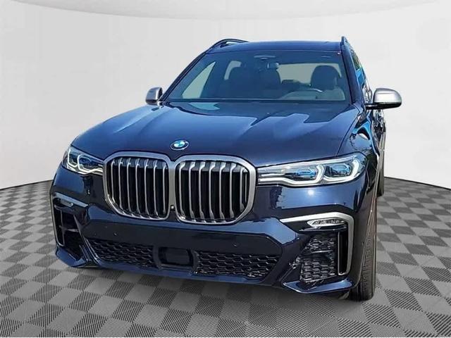 2021 bmw x7 m50i