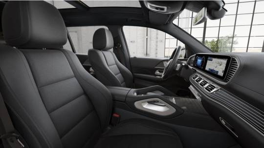 2025 Mercedes-Benz GLS