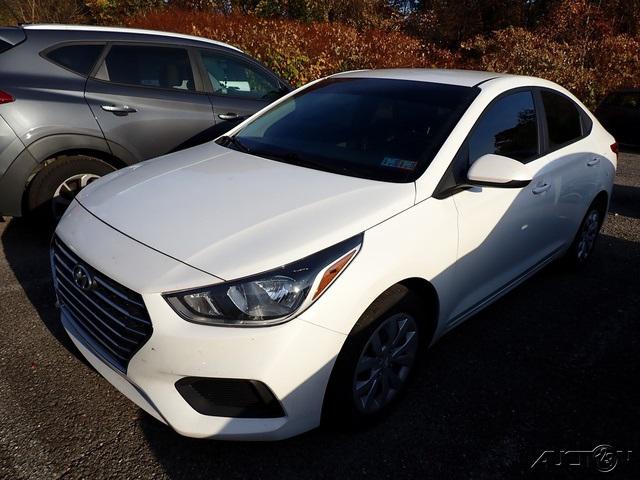 2022 hyundai accent se