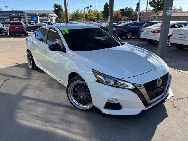 2019 nissan altima 2.5 sr