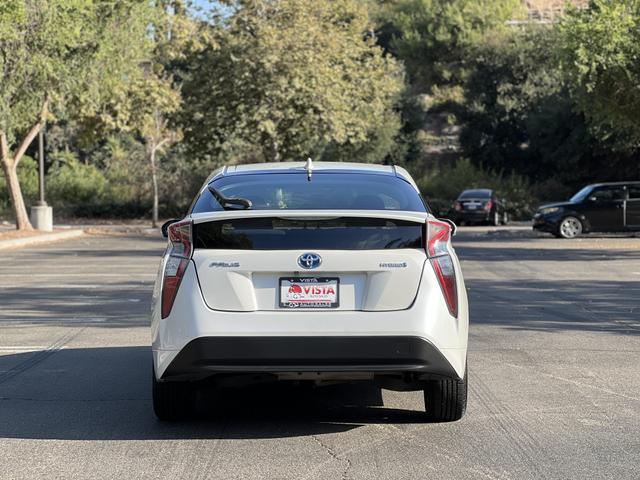 2016 toyota prius two