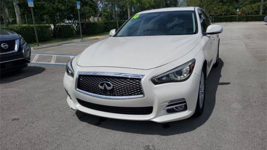 2016 infiniti q50