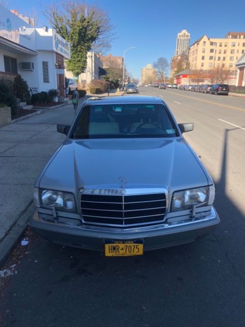 1990 mercedes 560 sel w126 105,000 miles!
