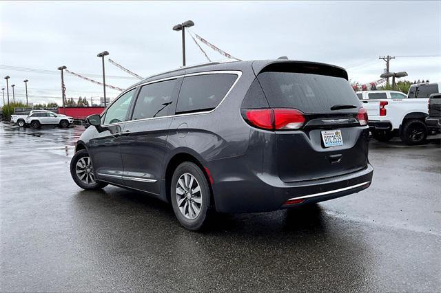 2020 chrysler pacifica touring-l plus