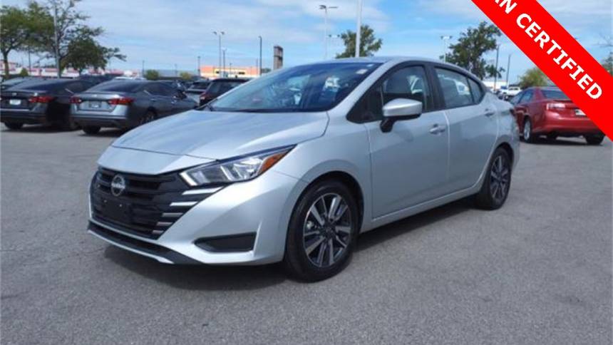 2023 nissan versa sv