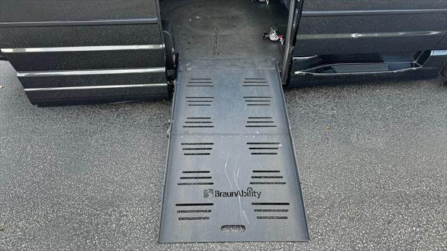 2014 dodge grand caravan braunability wheelchair accessible ramp