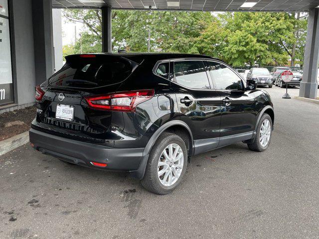 2021 nissan rogue sport s