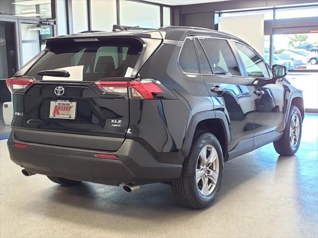 2022 toyota rav4 xle
