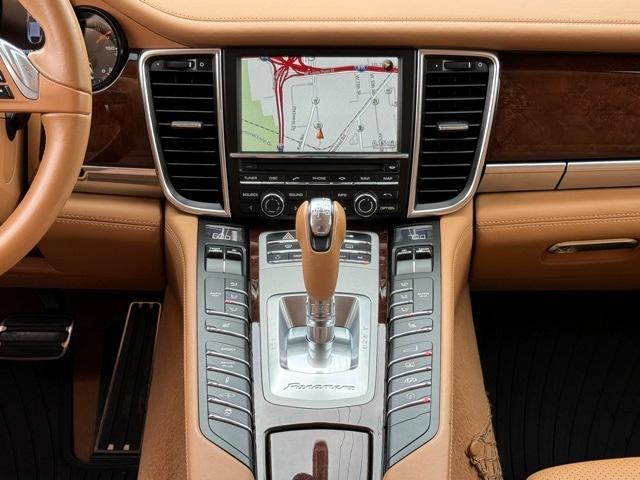 2011 porsche panamera turbo