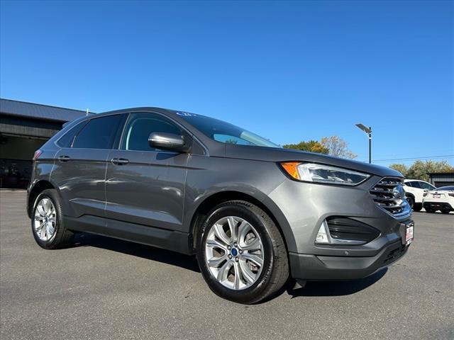 2022 ford edge titanium