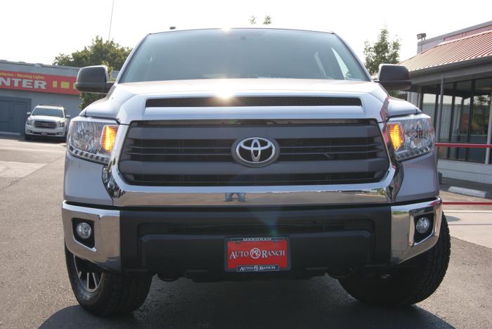 2014 toyota tundra sr5 4x4 sr5 4dr crewmax cab pickup sb (5.7l v8 for sale in anderson dam, idaho