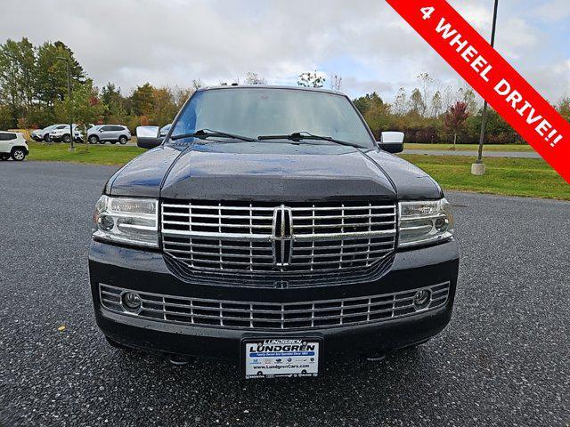 2014 lincoln navigator base