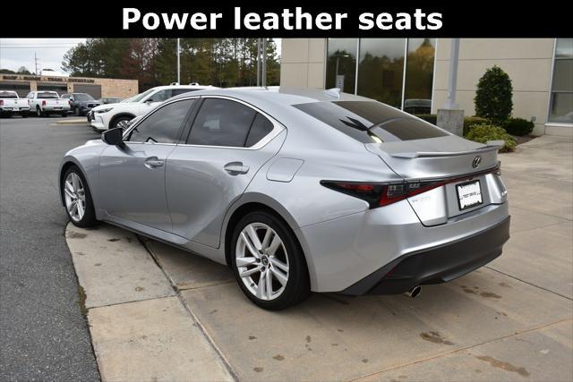 2022 lexus is 300 base