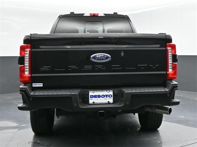 2023 ford f-250 lariat