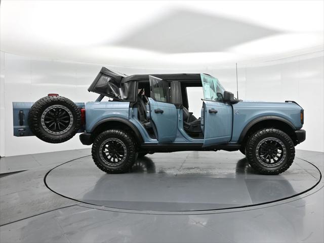 2023 ford bronco black diamond