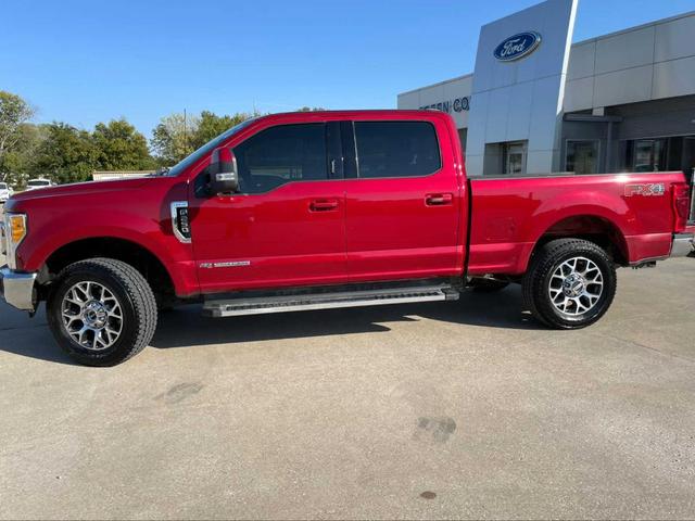 2022 ford f-250 lariat