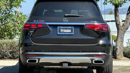 2025 Mercedes-Benz GLS