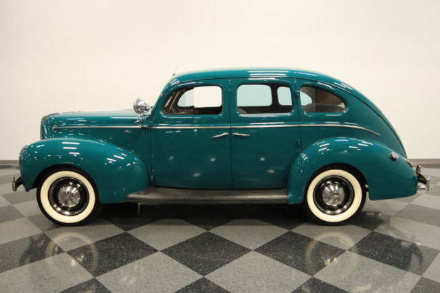 correct 221ci flathead v8, yosemite green, great pre-war car, runs excellent!