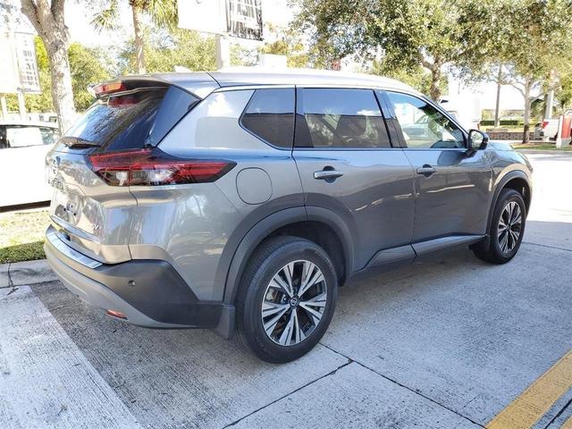 2021 nissan rogue sv