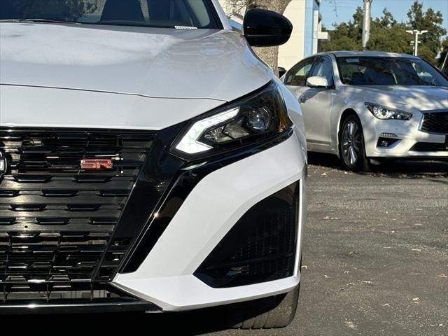 2023 nissan altima sr fwd