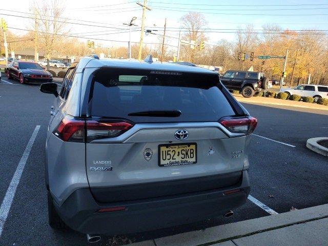2023 toyota rav4 hybrid xle premium